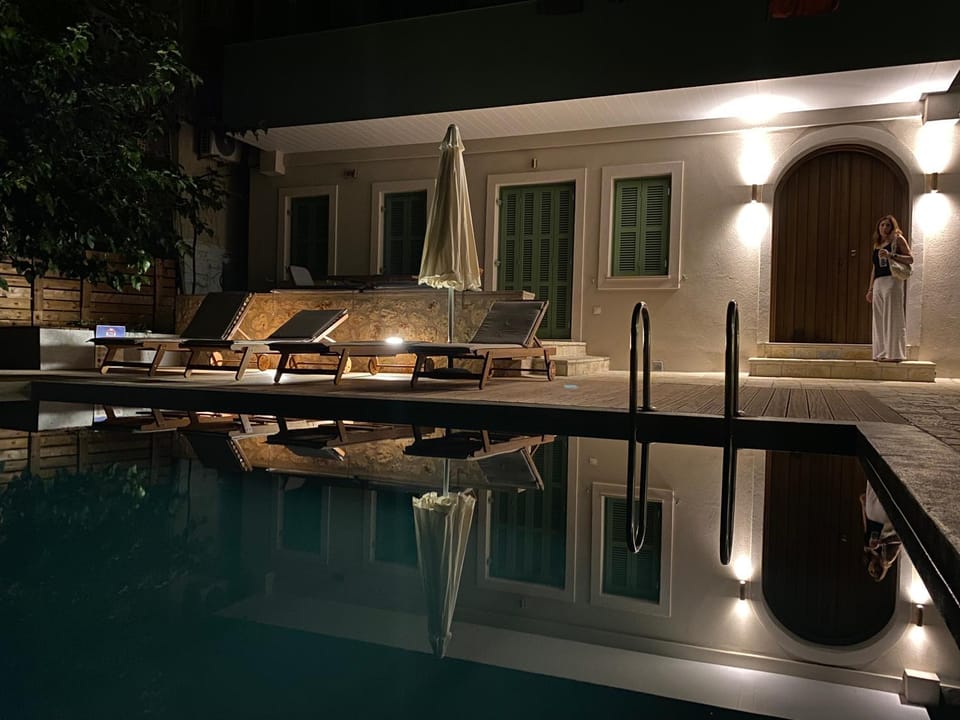 Caltabania Suites Apartment in Agios Nikitas