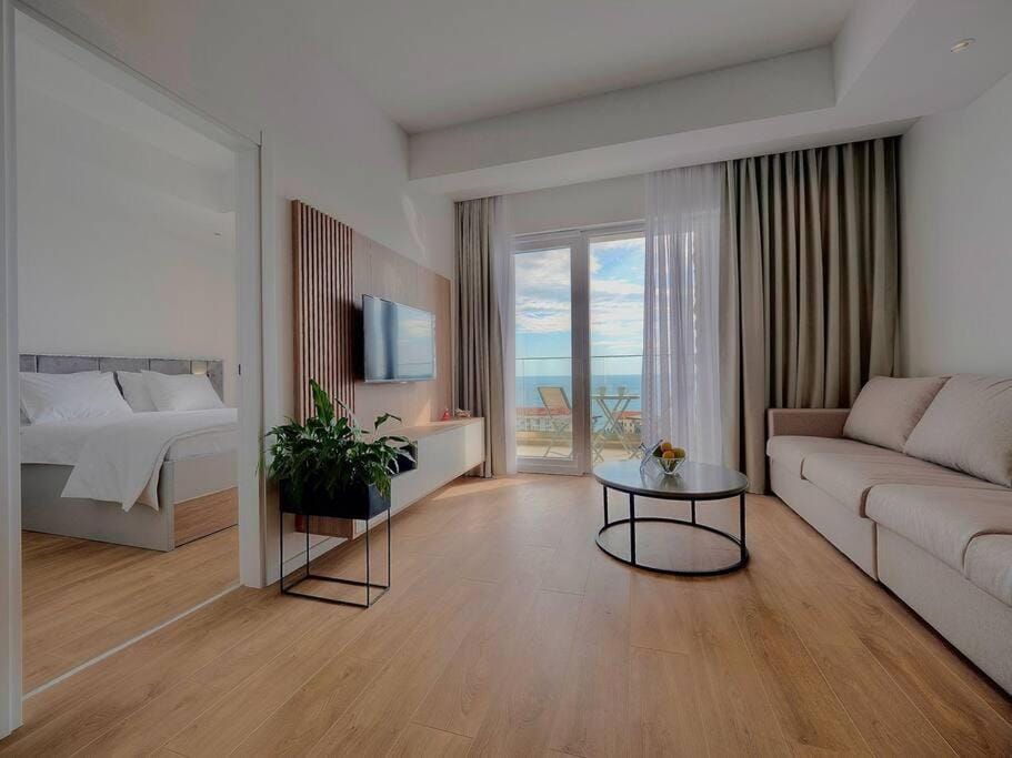 Living room, Sea view