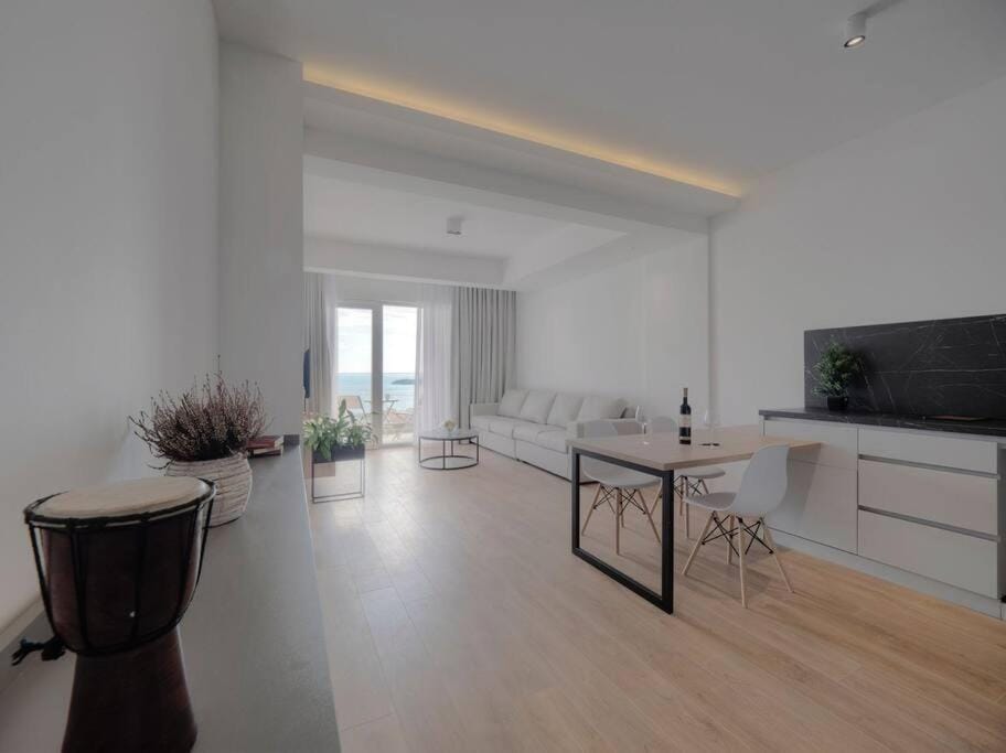 Lovely Partial Sea View one bedroom Flat in Horizon Residences A24 Apartment in Budva Municipality