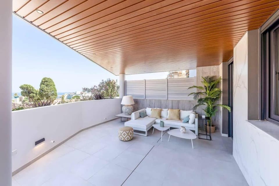 Vivendos - TR12 - Private Pool Apartment in Torremolinos