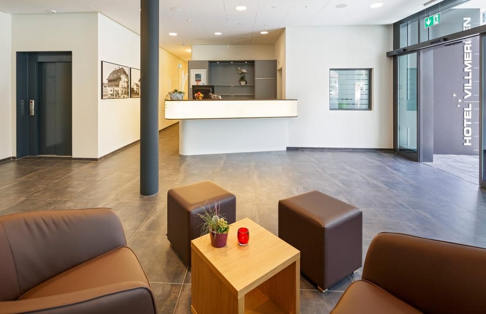 Lobby or reception, Seating area