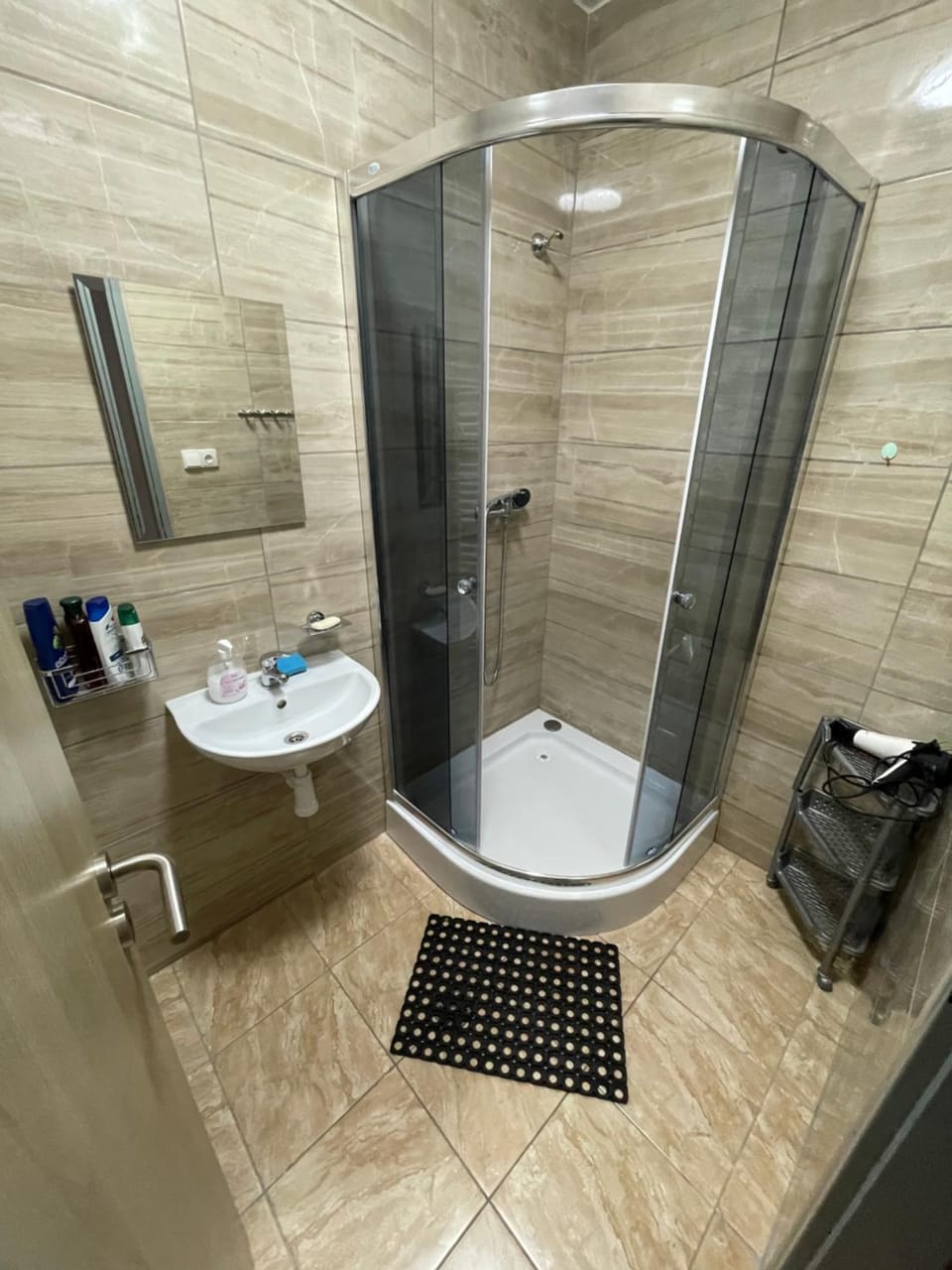 Shower, Bathroom, towels