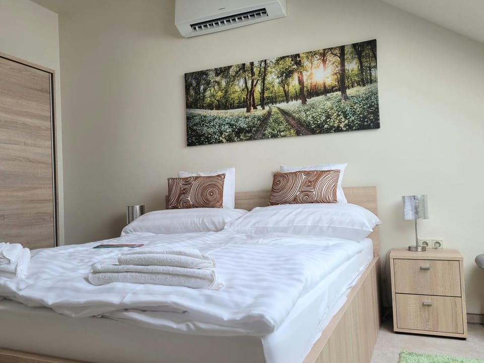 Silver Lodge Vendégház Egerszalók Bed and Breakfast in Slovakia