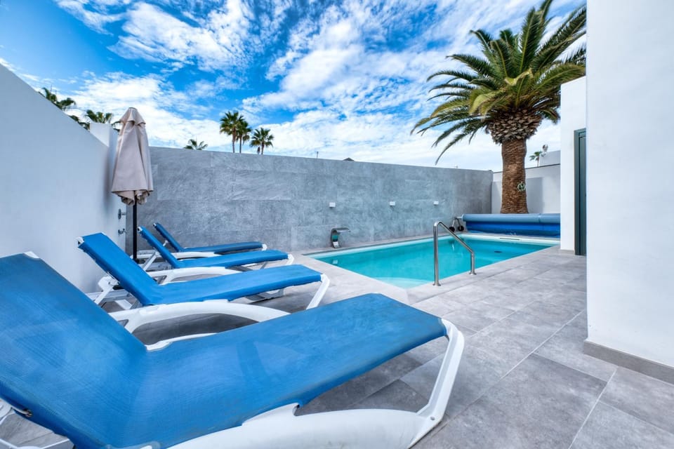 Balcony/Terrace, Balcony/Terrace