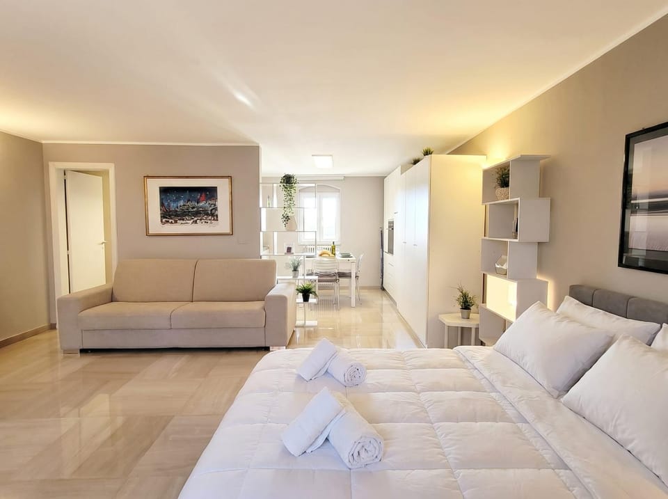 Penthouse in the heart of Bari with terrace Apartment in Bari