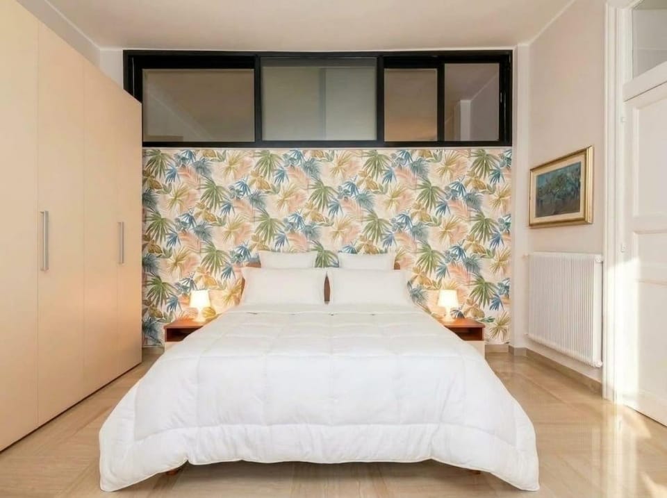 Penthouse in the heart of Bari with terrace Apartment in Bari