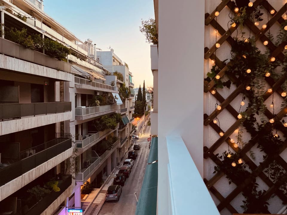 Neighbourhood, View (from property/room), Balcony/Terrace, City view, Street view