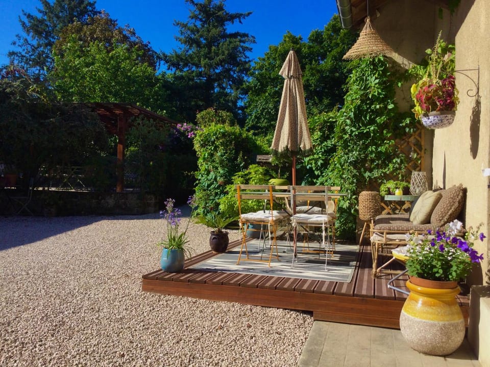 Patio, Spring, Garden