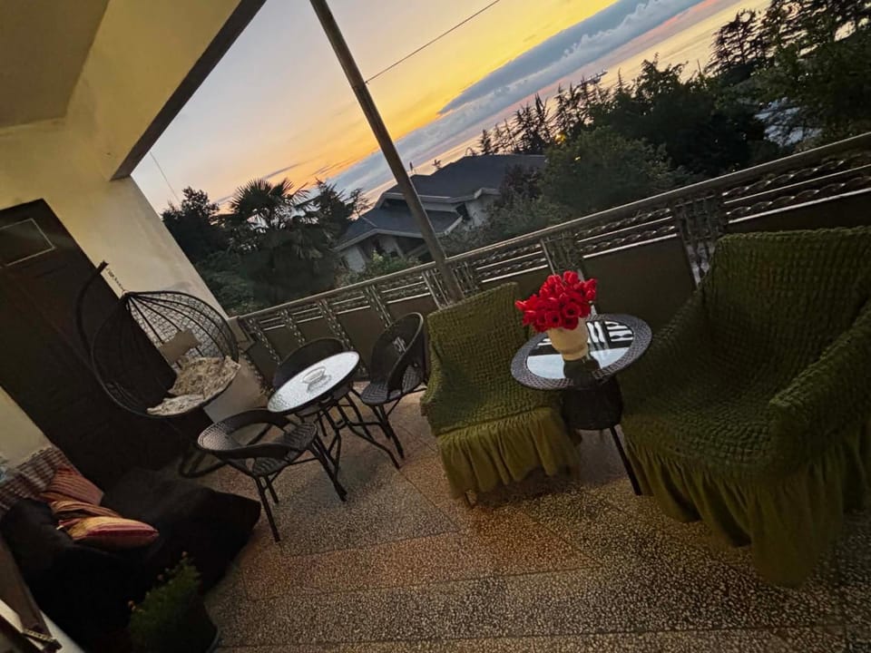 Sea-Gardens - Family Guest House Bed and Breakfast in Batumi