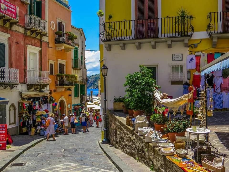 Lipari Centro Storico Flat 6 mins from Port Apartment in Lipari