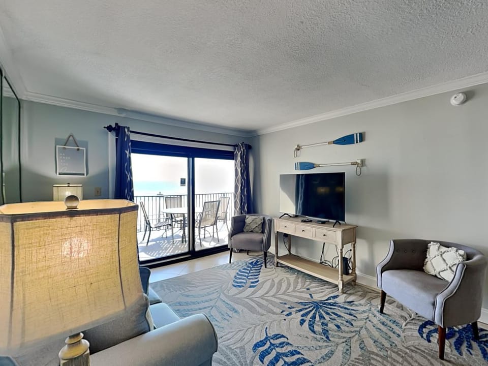 TV and multimedia, Balcony/Terrace, Living room, Seating area, Sea view, furniture