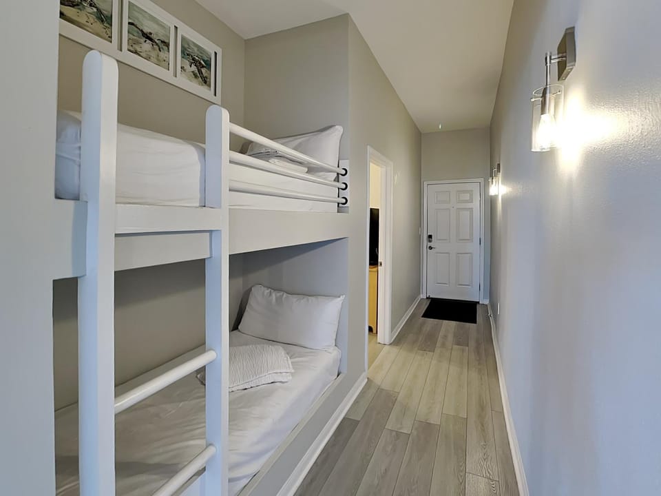 Inn at Summerwinds #1403 Apartment in Pensacola Beach