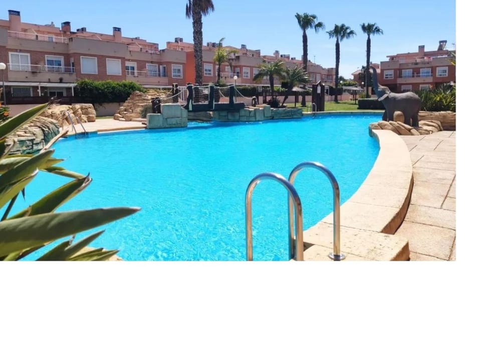 Pool view, Swimming pool