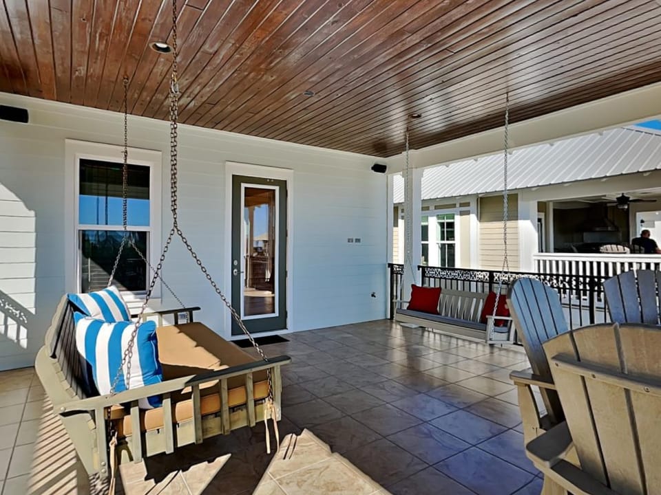 Patio, Seating area