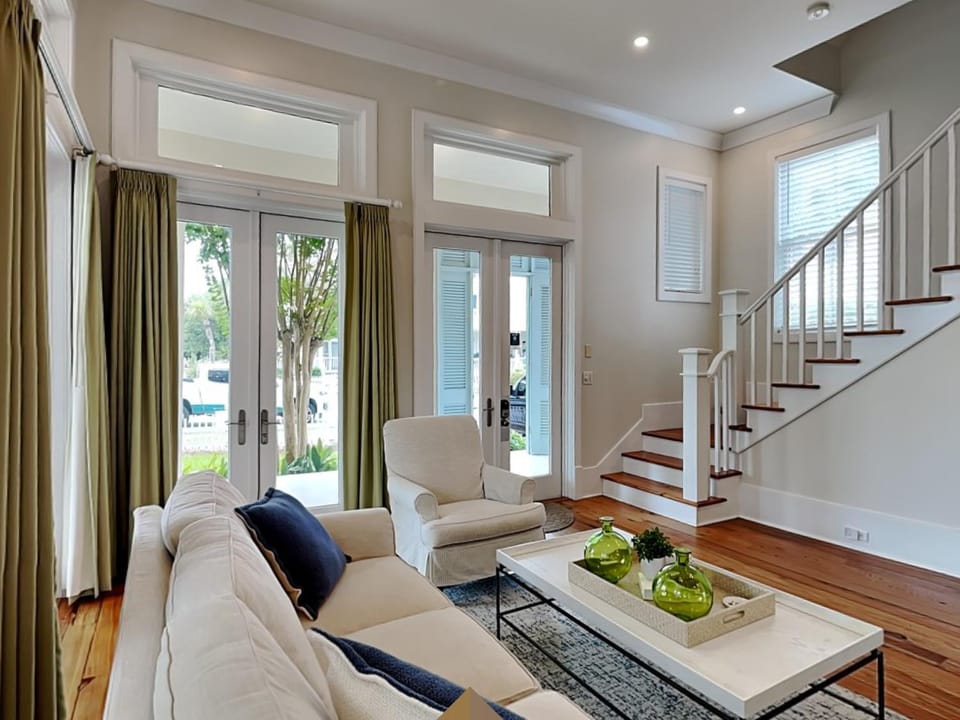 Living room, Seating area, furniture