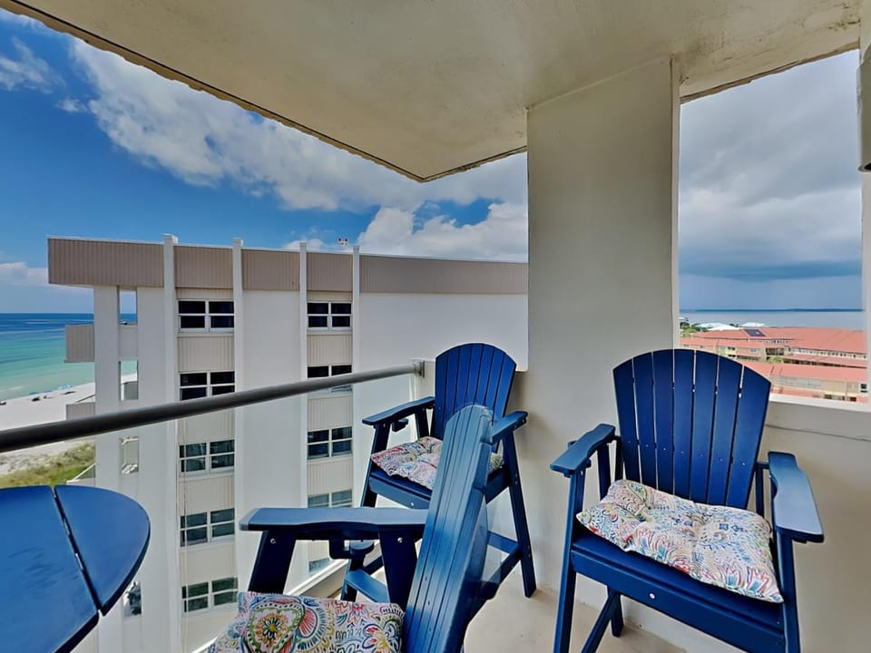 Balcony/Terrace, Seating area, Sea view