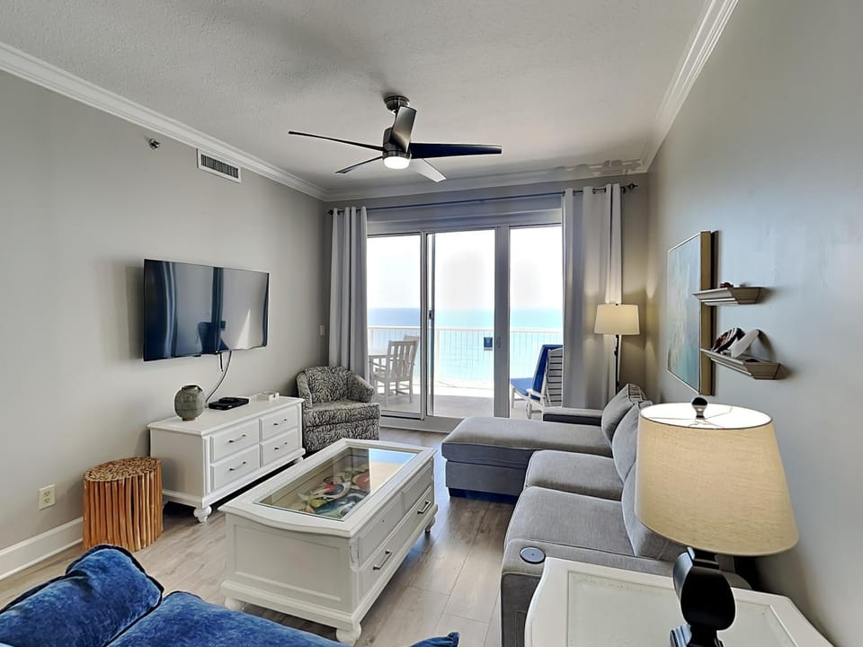 TV and multimedia, Balcony/Terrace, Living room, Sea view, furniture