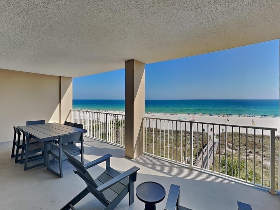 Balcony/Terrace, Seating area, Beach, Sea view