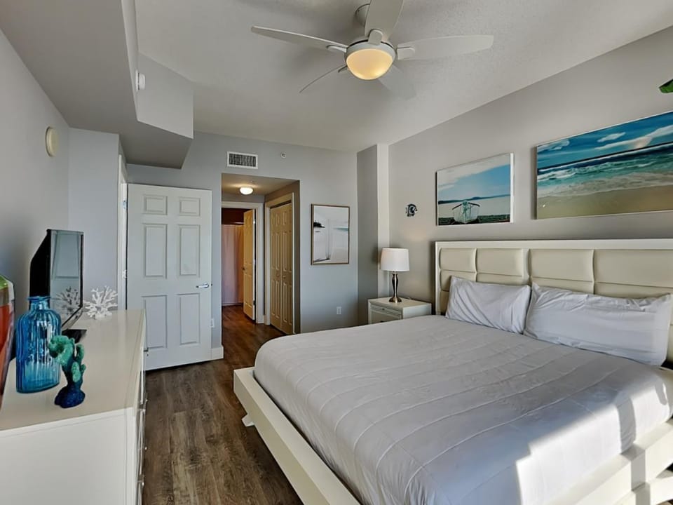 Bed, Bedroom, furniture, air conditioner