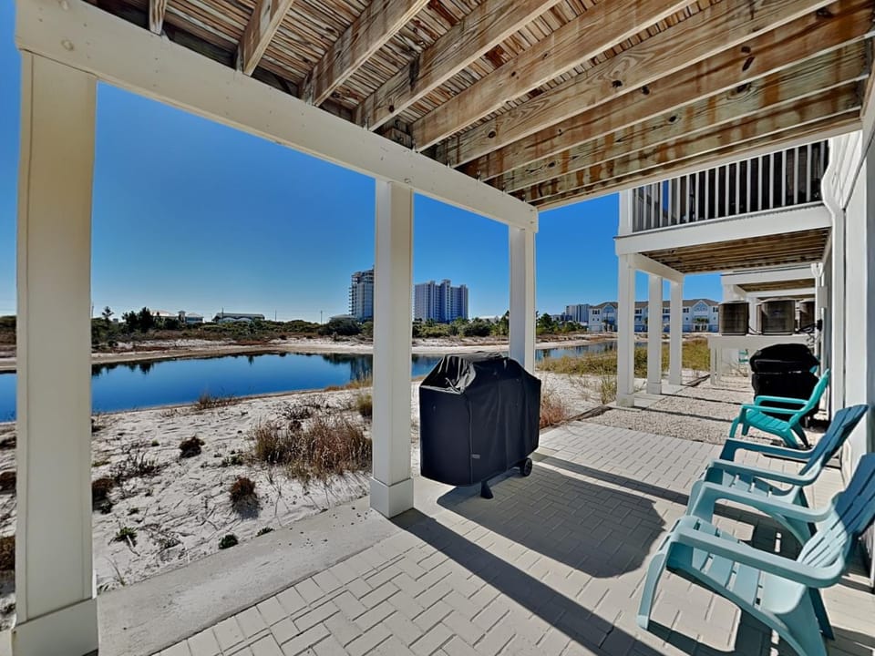 Patio, BBQ facilities, View (from property/room), Seating area, Lake view