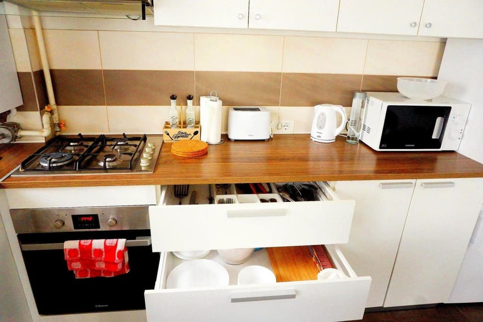 Kitchen or kitchenette, Living room, Dining area