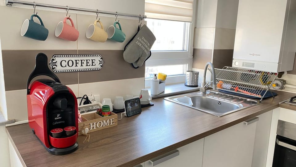 Coffee/tea facilities, Kitchen or kitchenette