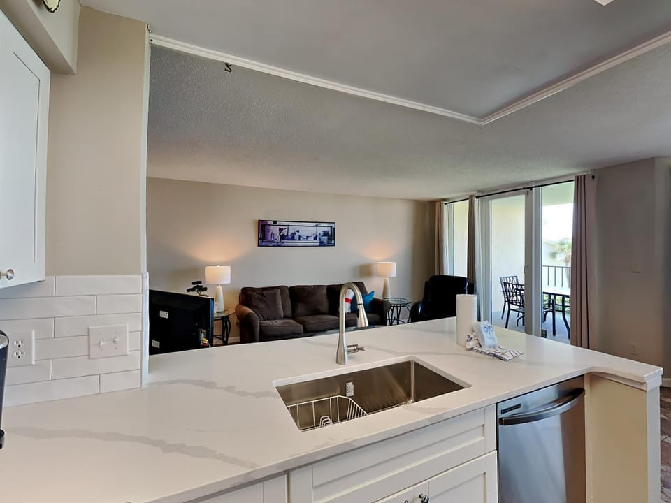 Balcony/Terrace, Kitchen or kitchenette, Living room, Seating area, dishwasher, furniture