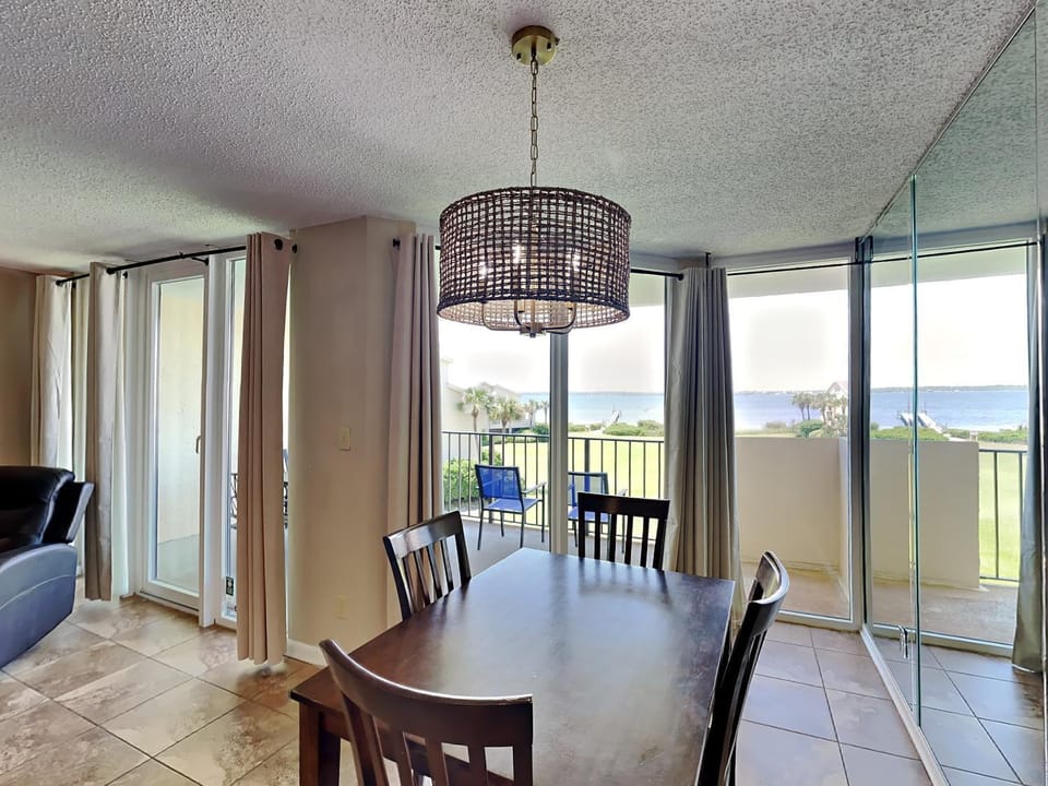 Balcony/Terrace, Seating area, Dining area, Sea view
