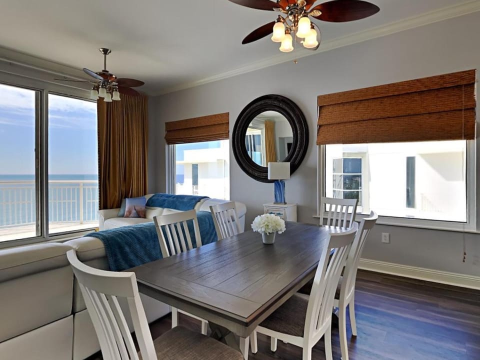 Balcony/Terrace, Seating area, Dining area, Sea view, furniture