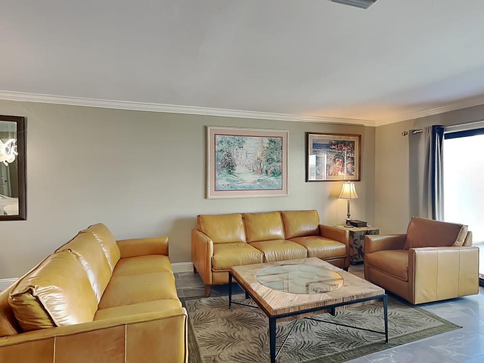 Living room, Seating area, furniture