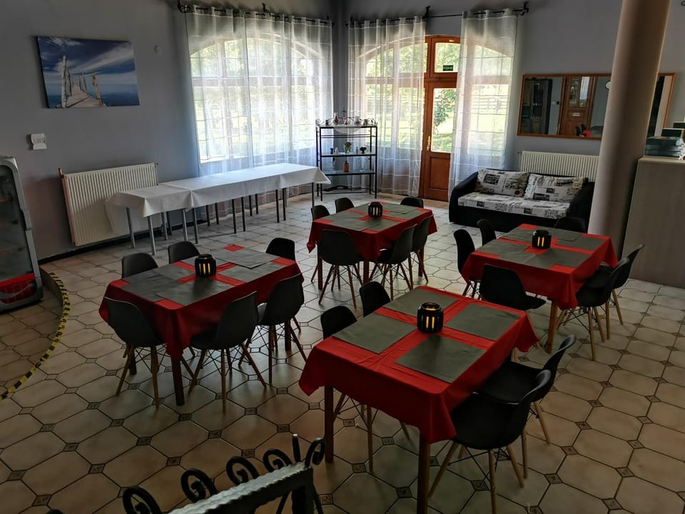 Garden Panzió Bed and Breakfast in Hungary