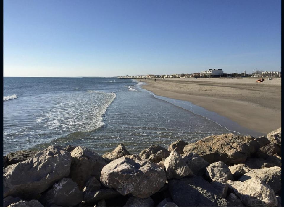 Nearby landmark, Beach
