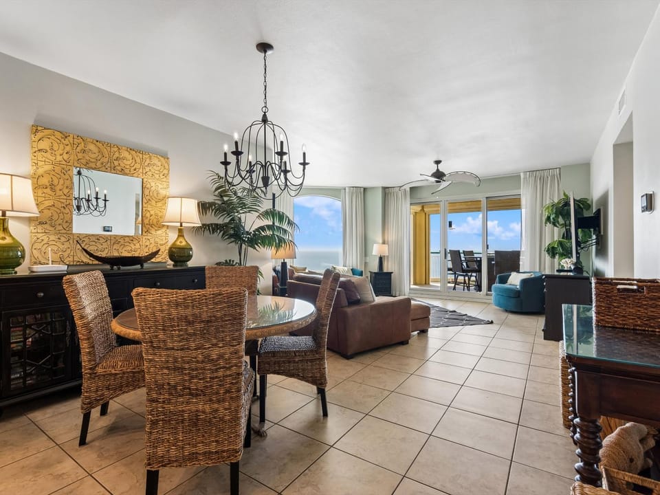 Balcony/Terrace, Living room, Seating area, Dining area, Sea view, furniture