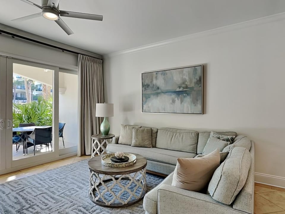 Balcony/Terrace, Living room, Seating area, Garden view, furniture