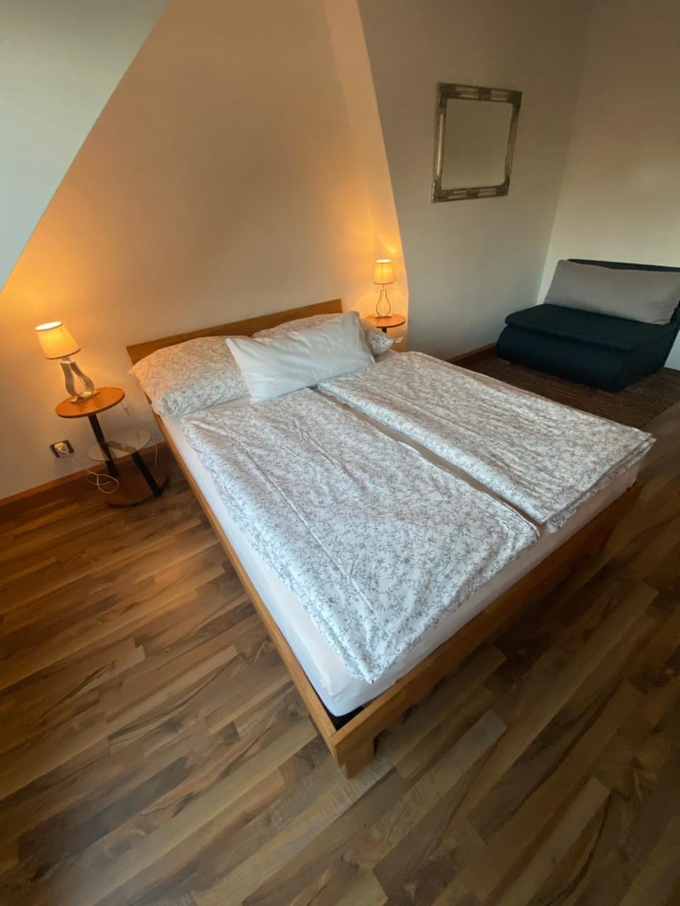 Unter dem Dach mit Parkplatz Apartment in Bremen