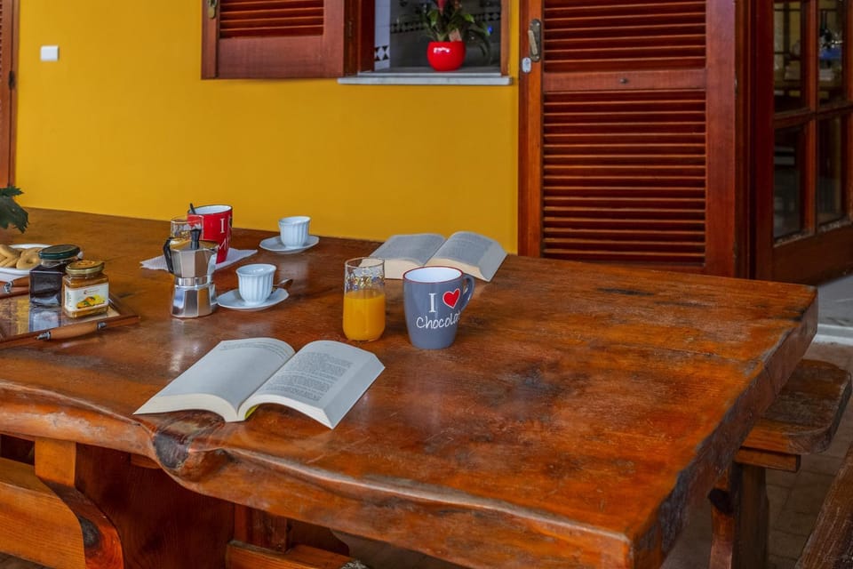 Dining area, Food, Breakfast