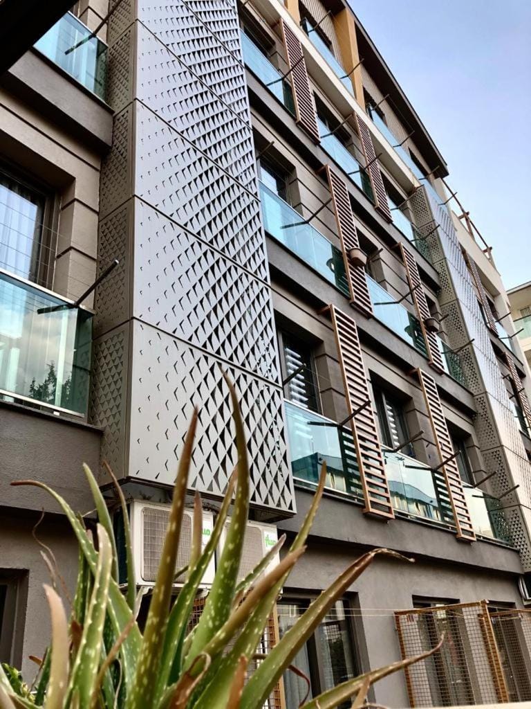 Property building, Facade/entrance