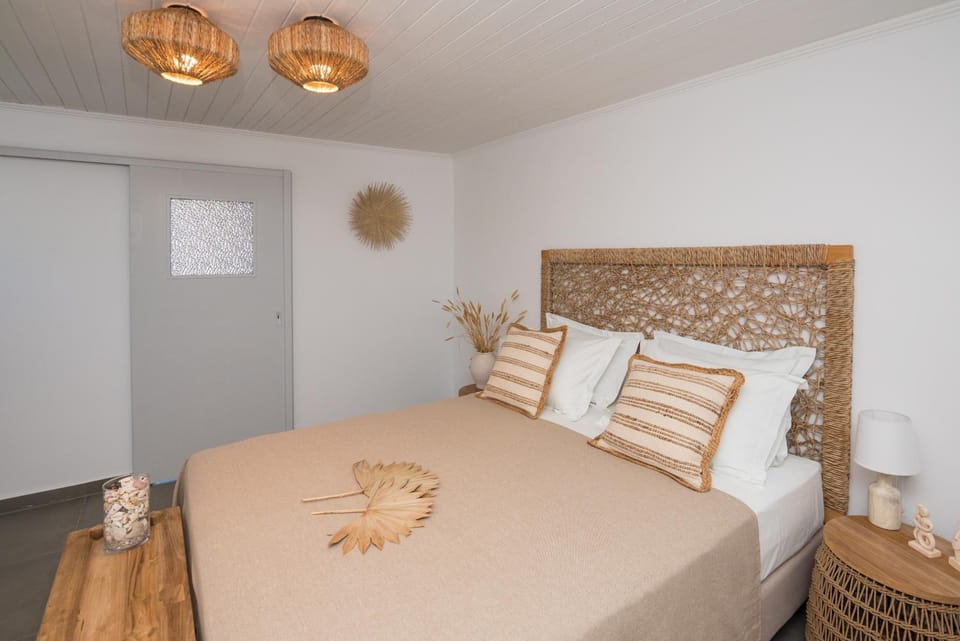 Kanelis Milos Sea Suite House in Milos