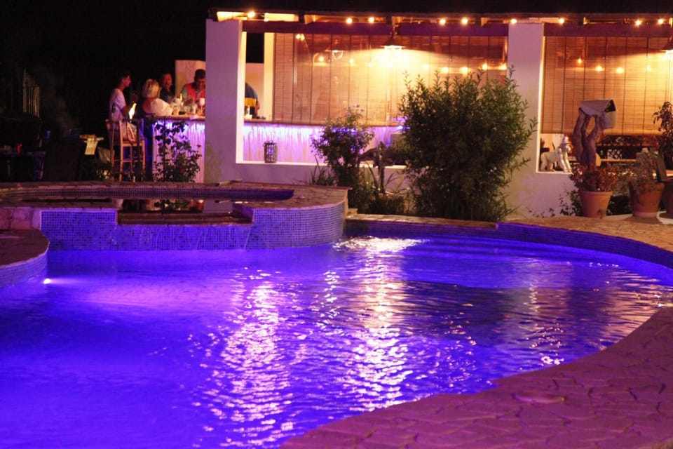 Night, Spa and wellness centre/facilities, Pool view, Swimming pool