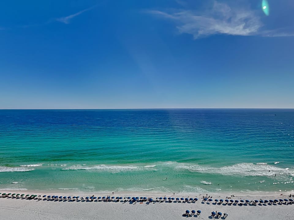 Silver Beach Towers #1805E Apartment in Destin