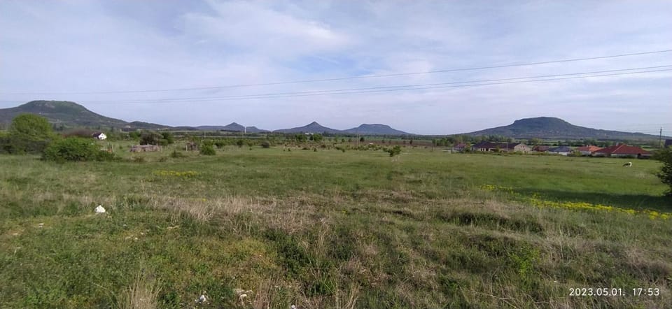 Natural landscape, Mountain view, Street view