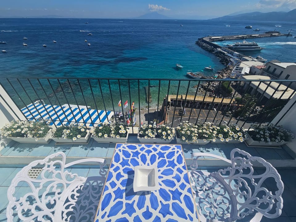 La Bomboniera Apartment in Marina Grande