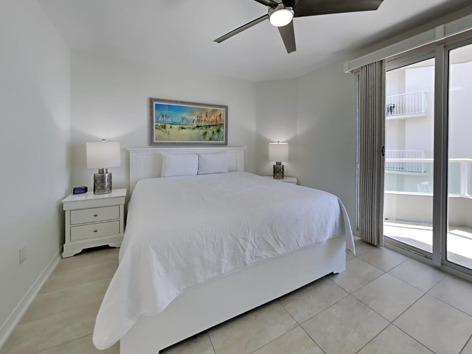 Bed, Balcony/Terrace, Bedroom, furniture