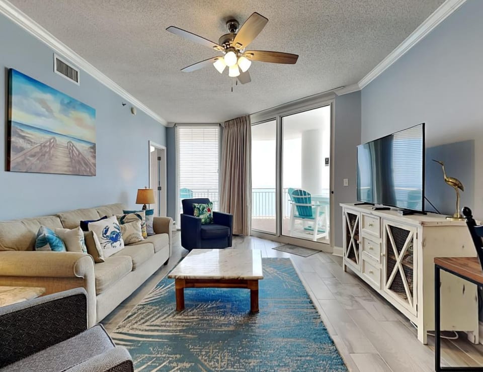 TV and multimedia, Balcony/Terrace, Living room, Seating area, Sea view, furniture