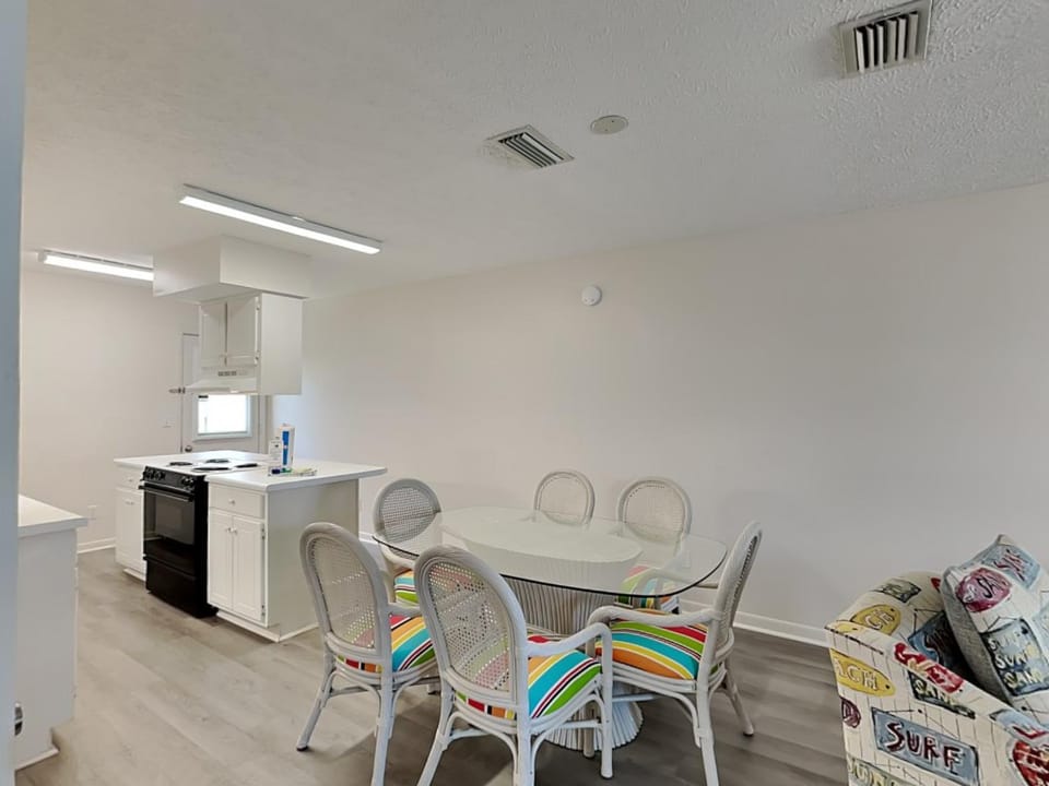 Kitchen or kitchenette, Dining area, furniture, oven, stove