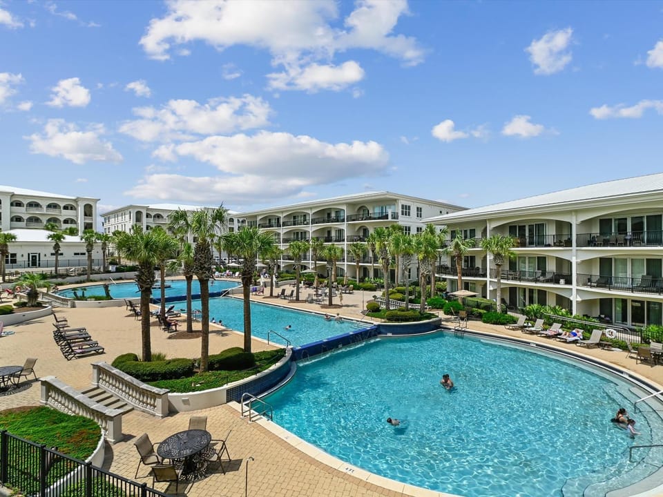 Adagio #203E Apartment in Blue Gulf Beach