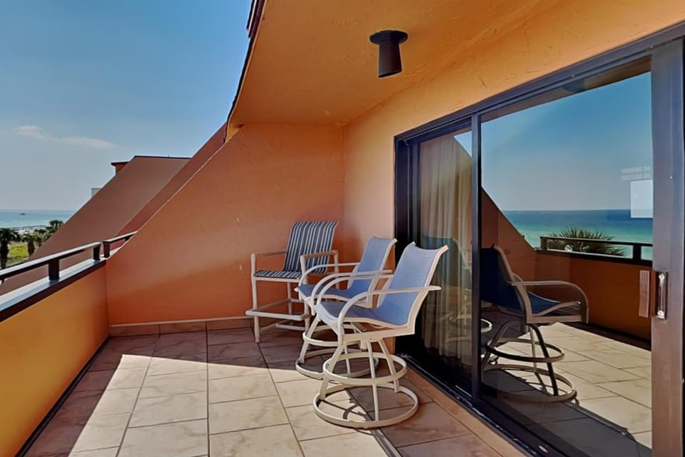 Balcony/Terrace, Seating area, Sea view