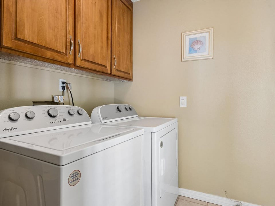 storage, laundry, washing machine, dryer