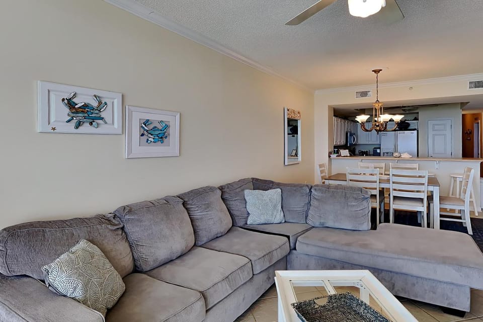 Kitchen or kitchenette, Living room, Seating area, Dining area, furniture, air conditioner