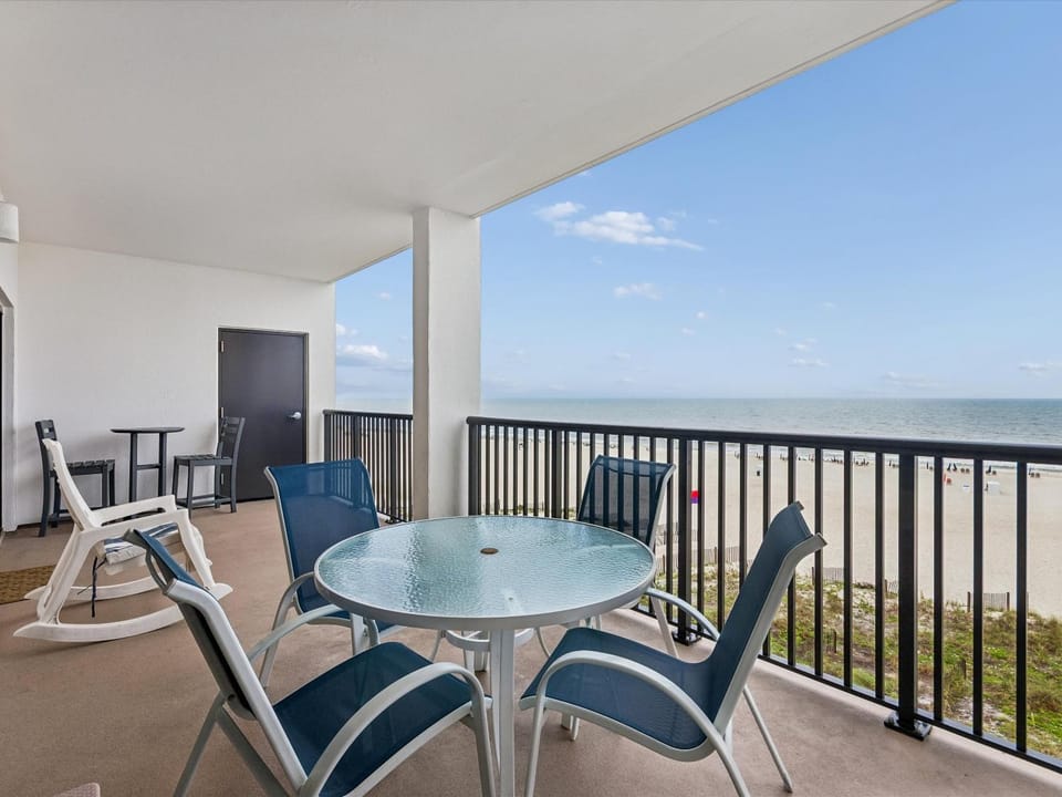 Balcony/Terrace, Seating area, Beach, Sea view, furniture